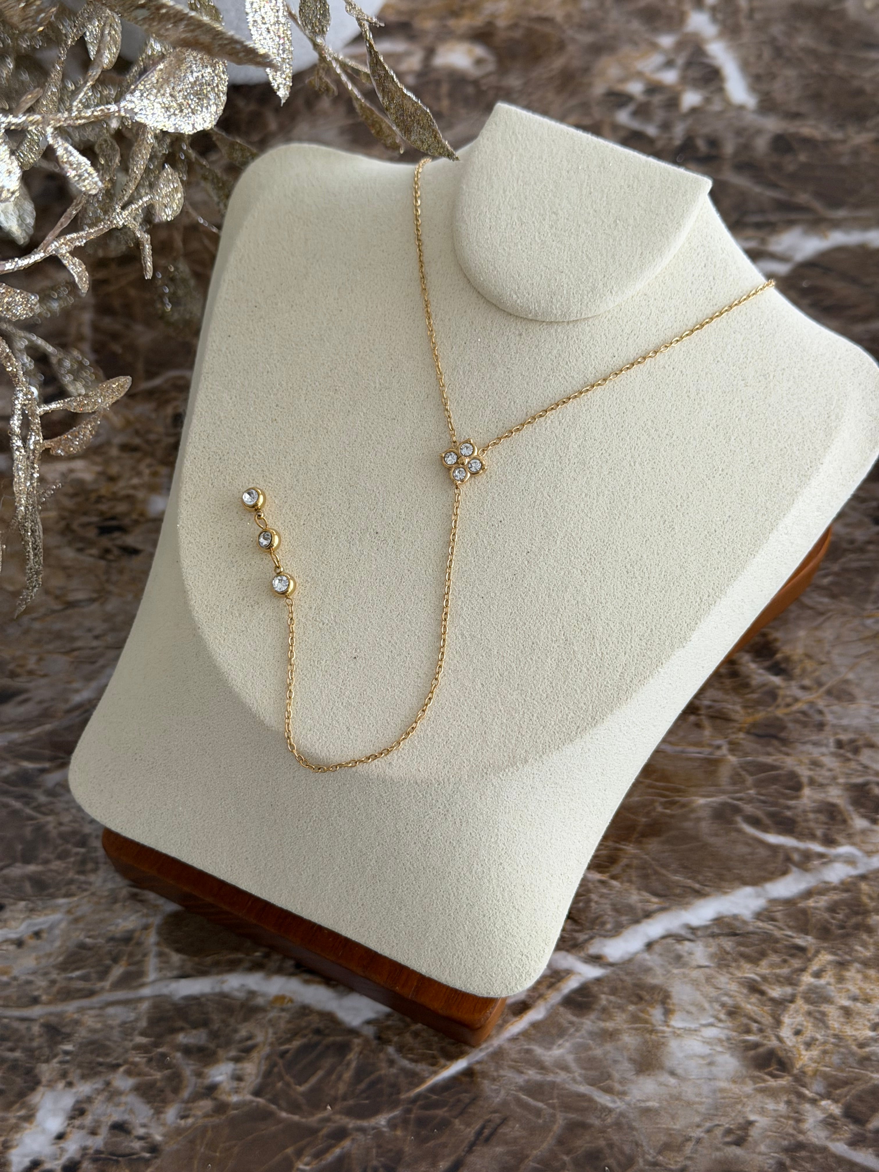 Y LORY | NECKLACE - Classievu