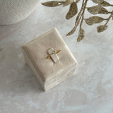 SMALL CINDY ~ RING