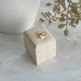 VINTAGE PIA ~ RING