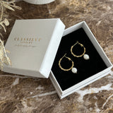 TWISTY PEARL ~ EARRINGS