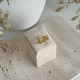 VINTAGE ~ RING