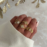 BABY FLOWERS ~ RING